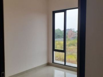 Rumah Elit dekat Jalan Raya AH Nasution dengan Lingkungan Hijau di Cicaheum Bandung Selangkah Ke Pusat Kota
