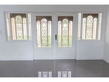 SE VENDE HERMOSA CASA EN VILLA LUCRE- ALTOS DE SAN RAFAEL  REMODELADA