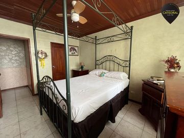 Casa de venta en Garzota II – código:16525