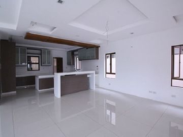 Modern House and Lot in Filinvest for Sale 27.5M PH467