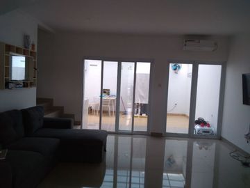 Jual Rumah 2 lantai Cilame Bandung Barat 10 menit ke Stasiun Padalarang Cicilan 6Juta-an. TANPA DP !!