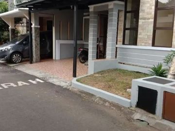 Rumah Dalam Cluster Legoso Ciputat Siap Huni