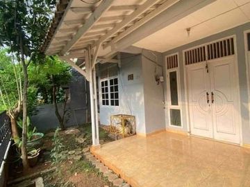 Rumah Pondok Aren Ciledug dalam Komplek Siap Huni