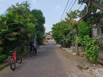 Rumah Pondok Aren Ciledug dalam Komplek Siap Huni