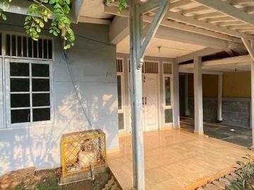 Rumah Pondok Aren Ciledug dalam Komplek Siap Huni