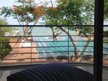 LUXURY HUA HIN 3 BED / 3 BATH CORNER CONDO WITH POOL AND SEA VIEWS!!!