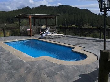 Hermosa Casa en venta de 6 dorm. en Lo Figueroa sitio de 1ha