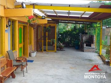 Casa campestre comercial sobre la vía hacia Altagracia, Pereira