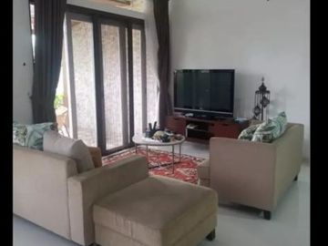 Rumah Bagus Di Sektor 9 (Cpa 4331.BR)