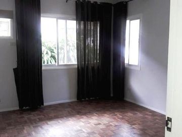 Cozy house for rent inside a gated Subdivision along Fil-am