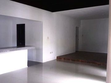 Cozy house for rent inside a gated Subdivision along Fil-am