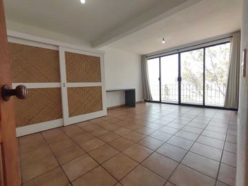 Excelente casa en renta, con vista al lago
