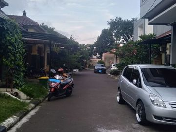 Jual cepat rumah hook terawat siap huni 2 m di pangkalan jati