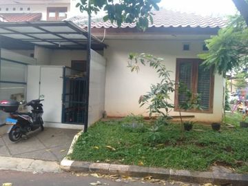 Jual cepat rumah hook terawat siap huni 2 m di pangkalan jati