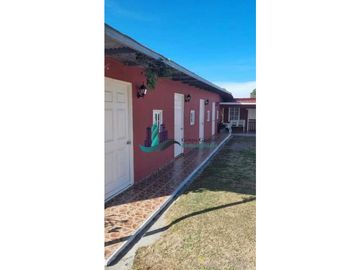 VENDO HOSTAL EN FUNCIONAMIENTO