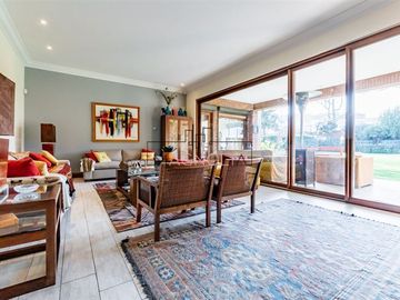 Casa en Venta en Loa Trapenses, Mall Vivo Los Trapenses