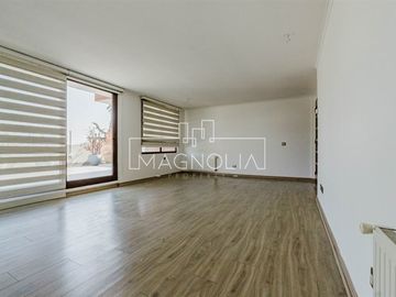 Departamento en arriendo de 3 dorm. en Vitacura