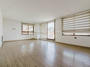 Departamento en arriendo de 3 dorm. en Vitacura