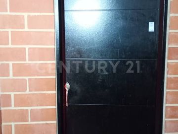 SE VENDE HERMOSO APARTAMENTO ESQUINERO