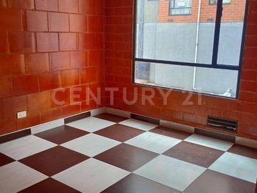 SE VENDE HERMOSO APARTAMENTO ESQUINERO