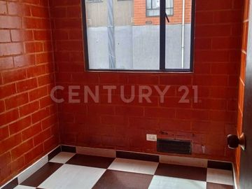 SE VENDE HERMOSO APARTAMENTO ESQUINERO