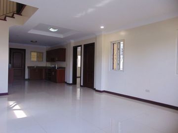 5-Bedroom House in Mabolo, Cebu City-Unfurnished and ideal with elderly or with senior citizen parents