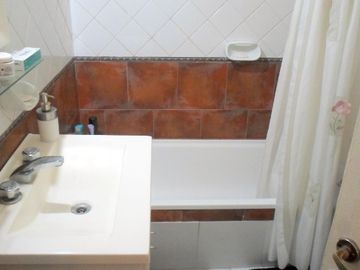 Casa en venta en Burzaco Este