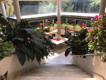 Gran Residencia con vigilancia