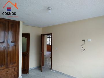 Casa de venta en Cotacachi, 3 departamentos