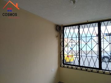 Casa de venta en Cotacachi, 3 departamentos