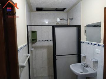 Casa de venta en Cotacachi, 3 departamentos