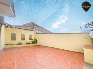 Casa de venta en Universidad del Azuay. – código:11873