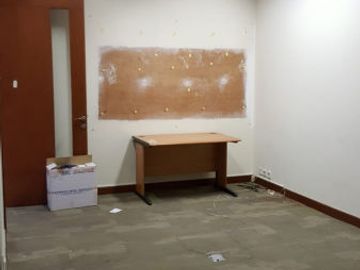 RUKO / KANTOR STRATEGIS - RUKAN GANDENG PERMATA SENAYAN T/B. 150/530