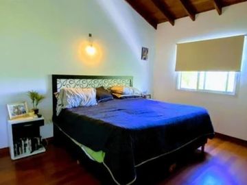 Triplex En Barrio Maria Del Parque En Venta - Barrio Parque Leloir, Ituzaingo