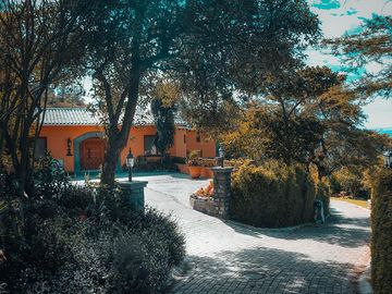 Vendo casa de 2 dormitorios en Pakakuna Gardens, Checa