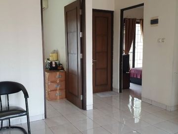 Rumah Siap Huni di Cluster Aralia Harapan Indah Bekasi