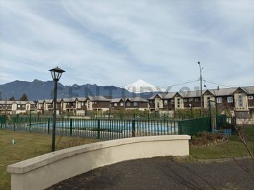 VENTA CASA EN CONDOMINIO 3D 3B EN CENTRO DE PUCÓN