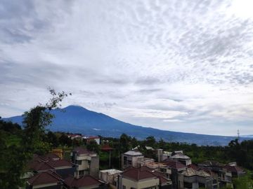 VIEW GUNUNG ARJUNA, RUMAH VILLA DIJUAL DI KOTA BATU DEKAT BNS | 0