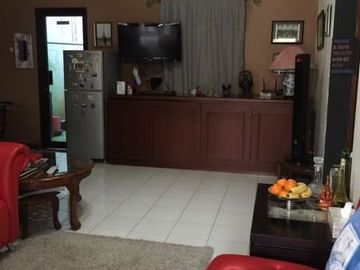 Dijual Rumah Second Murah di CIrendeu