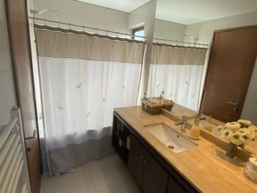 Casa en Venta en NICANOR PLAZA / VALENZUELA PUELMA