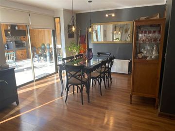 Casa en Venta en NICANOR PLAZA / VALENZUELA PUELMA