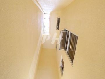 Luxury Townhouse for Sale in Kamias Q.C near EDSA PH1001
