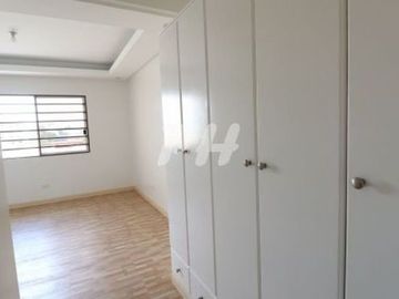 Luxury Townhouse for Sale in Kamias Q.C near EDSA PH1001