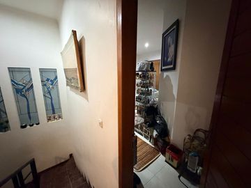Rumah Strategis 15 Menit ke Faskes di Duren Sawit Dibantu KPR J-54754