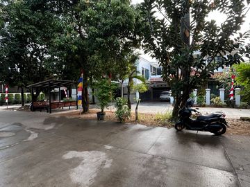Rumah Strategis 15 Menit ke Faskes di Duren Sawit Dibantu KPR J-54754