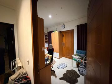 Rumah Strategis 15 Menit ke Faskes di Duren Sawit Dibantu KPR J-54754