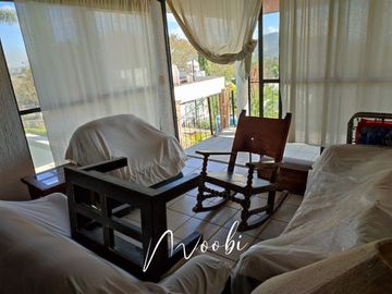 Casa de Campo dentro del Pedregal, Tlajomulco.
