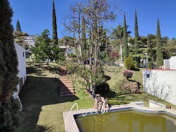 Casa de Campo dentro del Pedregal, Tlajomulco.