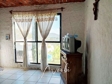 Casa de Campo dentro del Pedregal, Tlajomulco.