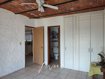 Casa de Campo dentro del Pedregal, Tlajomulco.